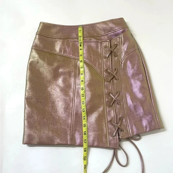 Nicholas Sofie Metallic Rose Wrap Style Lace Up Mini Skirt Size 4 - Picture 9 of 14